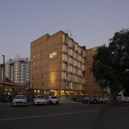 Artilla Inn Ahmedabad Exterior photo